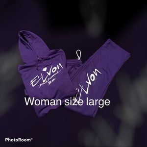 E’lvon Sweatsuit